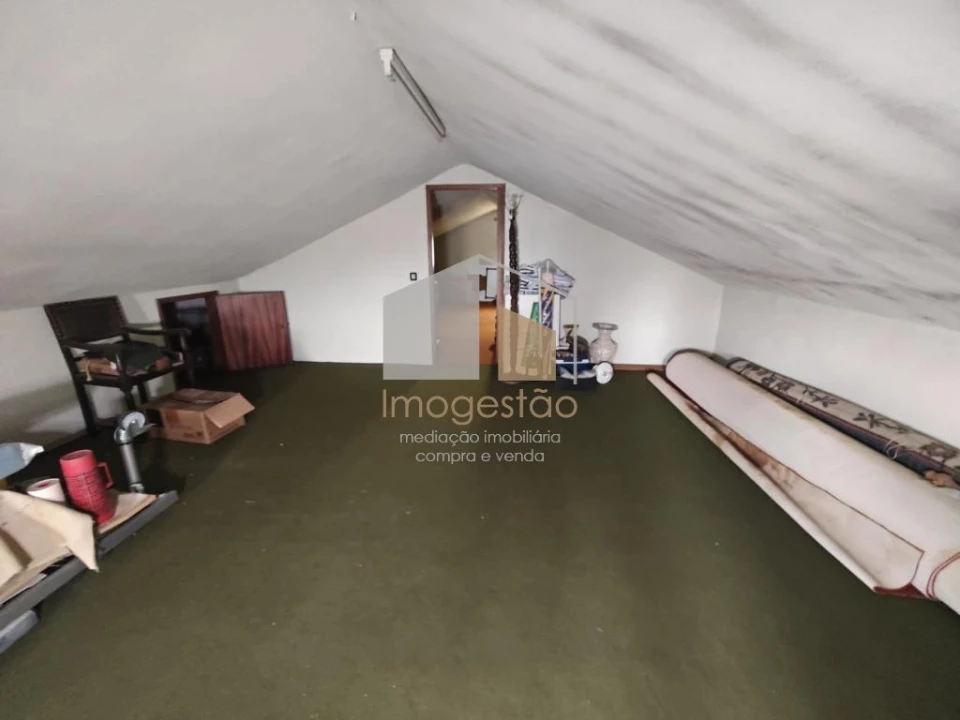 Moradia T4 para Venda em Campos e Vila Meã Foto 32