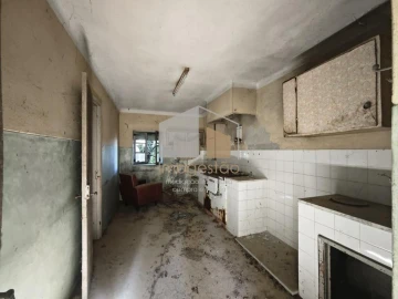 Moradia T2 para Venda em Cornes