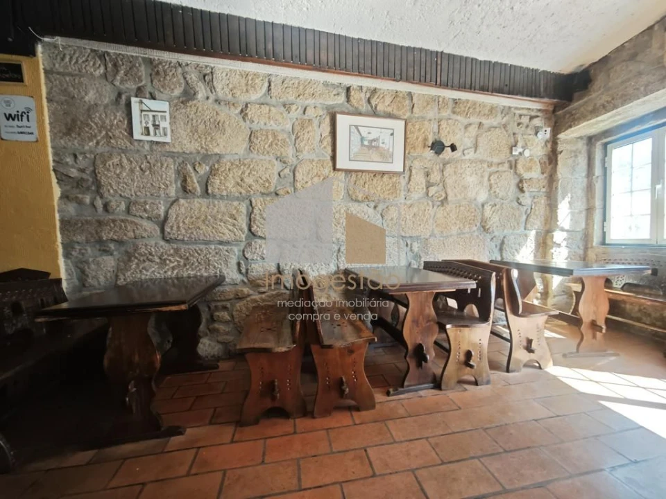 Loja para Trespasse em Vila Nova de Cerveira e Lovelhe Foto 7