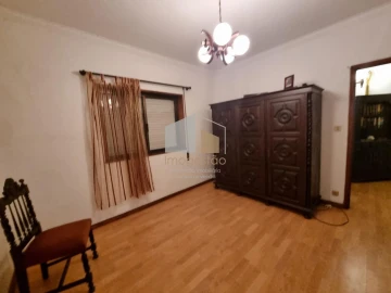 Moradia T3 para Venda em Darque