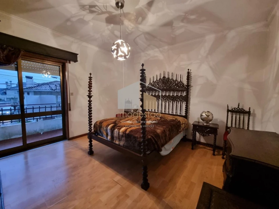 Moradia T3 para Venda em Darque Foto 24