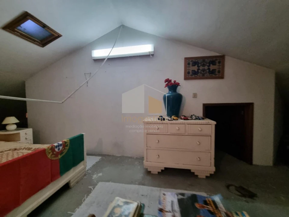 Moradia T3 para Venda em Darque Foto 28