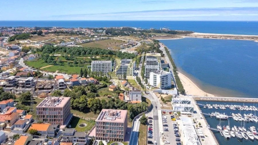 Apartamento T1 para Venda em Canidelo Foto 17