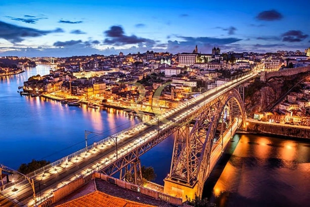 Apartamento T0 para Venda em Mafamude e Vilar do Paraíso Foto 16