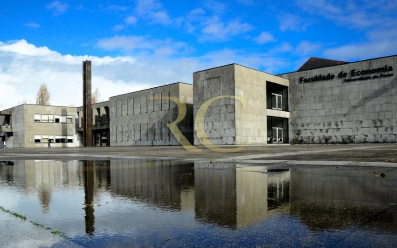 Apartamento T0 para Venda em Paranhos Foto 10