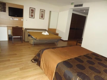 Loja para Venda em Sequeiros e Gradiz