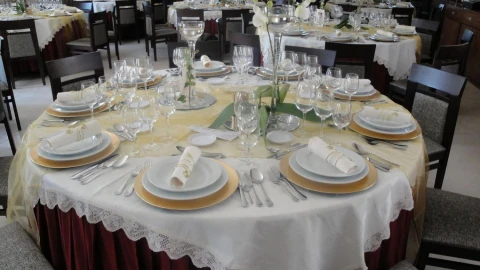 Loja para Venda em Sequeiros e Gradiz