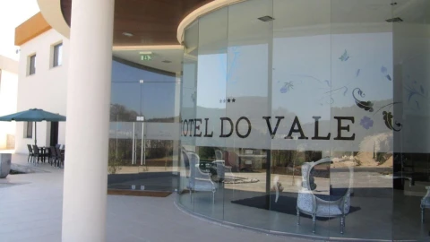 Loja para Venda em Sequeiros e Gradiz