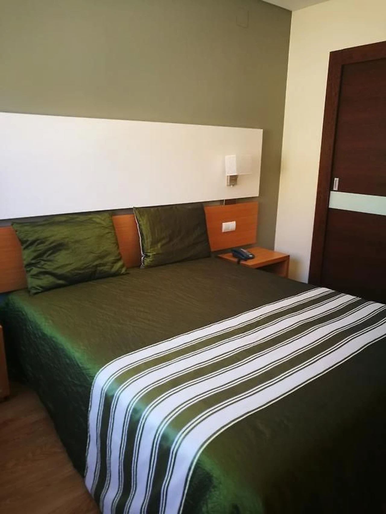 Loja para Venda em Sequeiros e Gradiz Foto 35