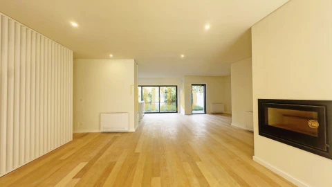 Moradia T4 para Venda em Cidade da Maia