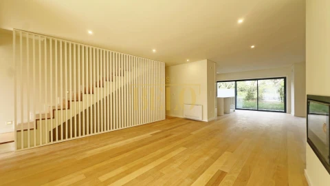 Moradia T4 para Venda em Cidade da Maia