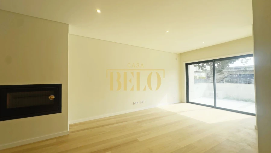 Moradia T4 para Venda em Cidade da Maia Foto 9