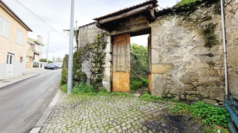 Terreno para Venda em Oliveira do Douro