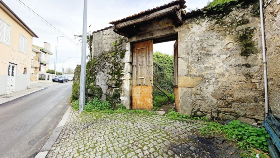 Terreno para Venda em Oliveira do Douro Foto 5