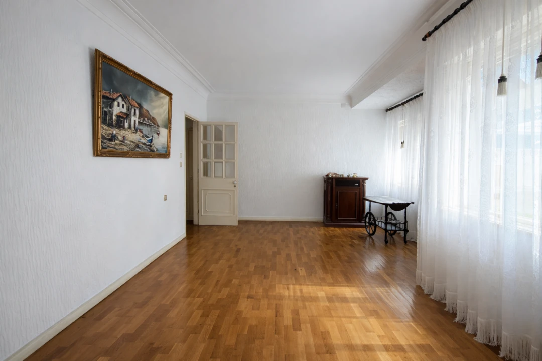 Apartamento T6 para Venda em Bonfim Foto 3