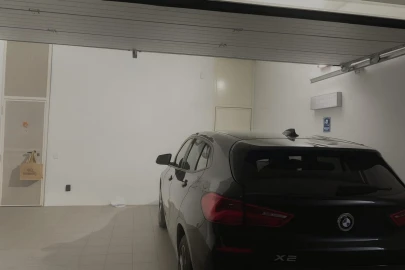 Moradia T6 para Venda em Moreira