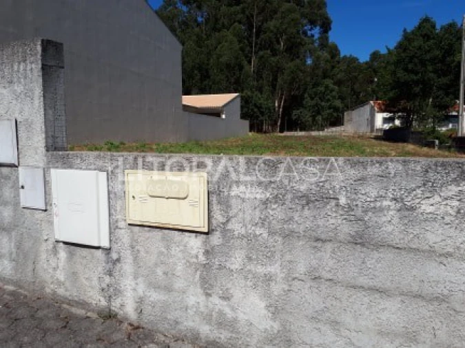 Terreno para Venda em Esgueira Foto 3