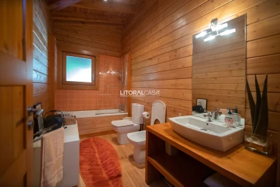 Quinta T4 para Venda em O. Azeméis, Riba-Ul, Ul, Macinhata Seixa, Madail