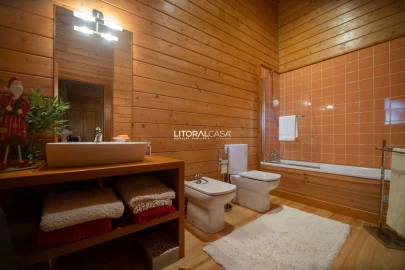 Quinta T4 para Venda em O. Azeméis, Riba-Ul, Ul, Macinhata Seixa, Madail