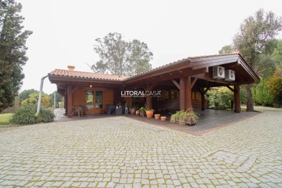 Quinta T4 para Venda em O. Azeméis, Riba-Ul, Ul, Macinhata Seixa, Madail