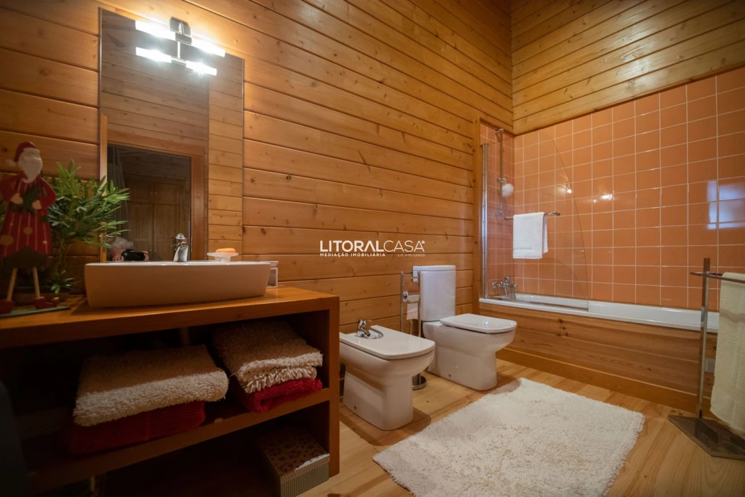 Quinta T4 para Venda em O. Azeméis, Riba-Ul, Ul, Macinhata Seixa, Madail Foto 12