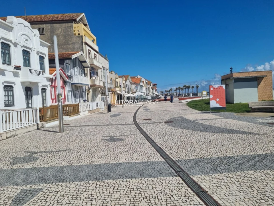 Moradia T10 para Venda em Gafanha da Encarnação Foto 2