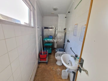 Loja para Venda em São João de Loure e Frossos