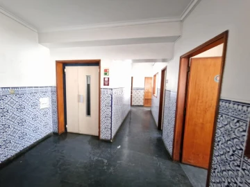 Loja para Venda em São João de Loure e Frossos