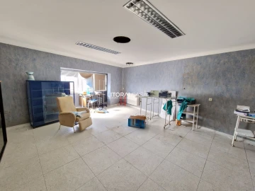 Loja para Venda em São João de Loure e Frossos