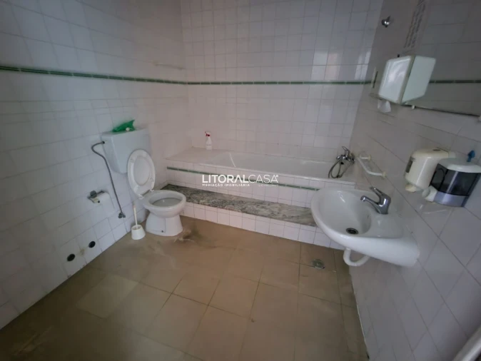 Loja para Venda em São João de Loure e Frossos Foto 21