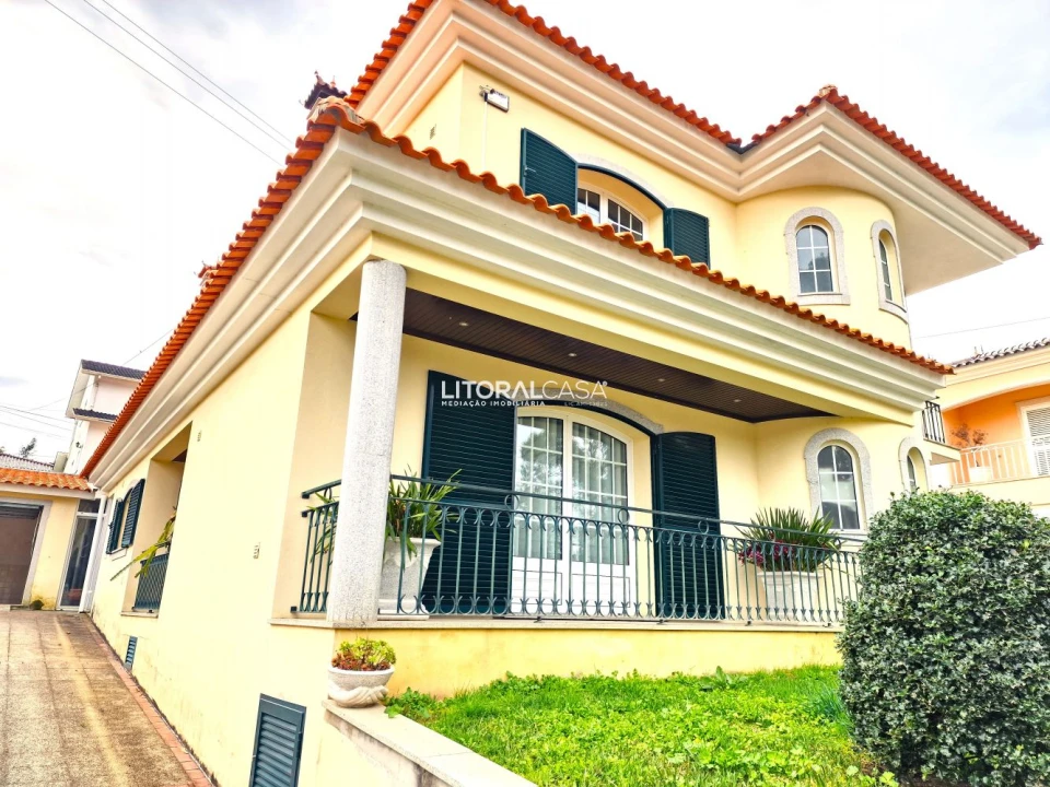 Moradia T4 para Venda em Santa Joana Foto 1