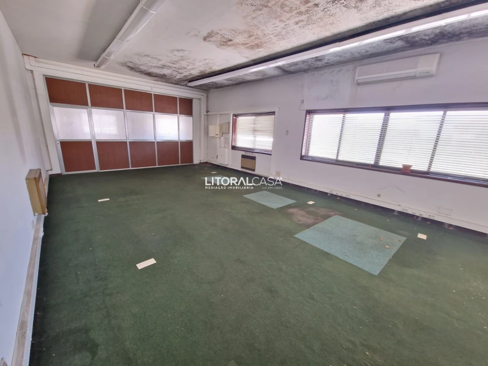 Loja para Venda em Sangalhos Foto 9