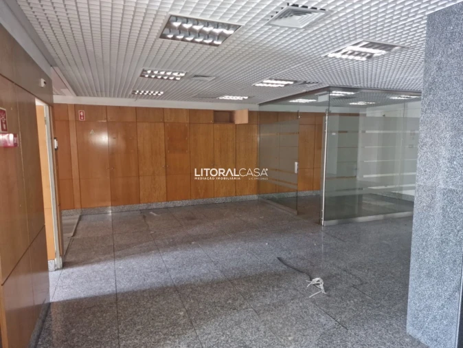 Loja para Venda em Gafanha da Nazaré Foto 7