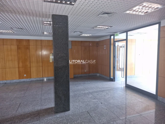 Loja para Venda em Gafanha da Nazaré Foto 12