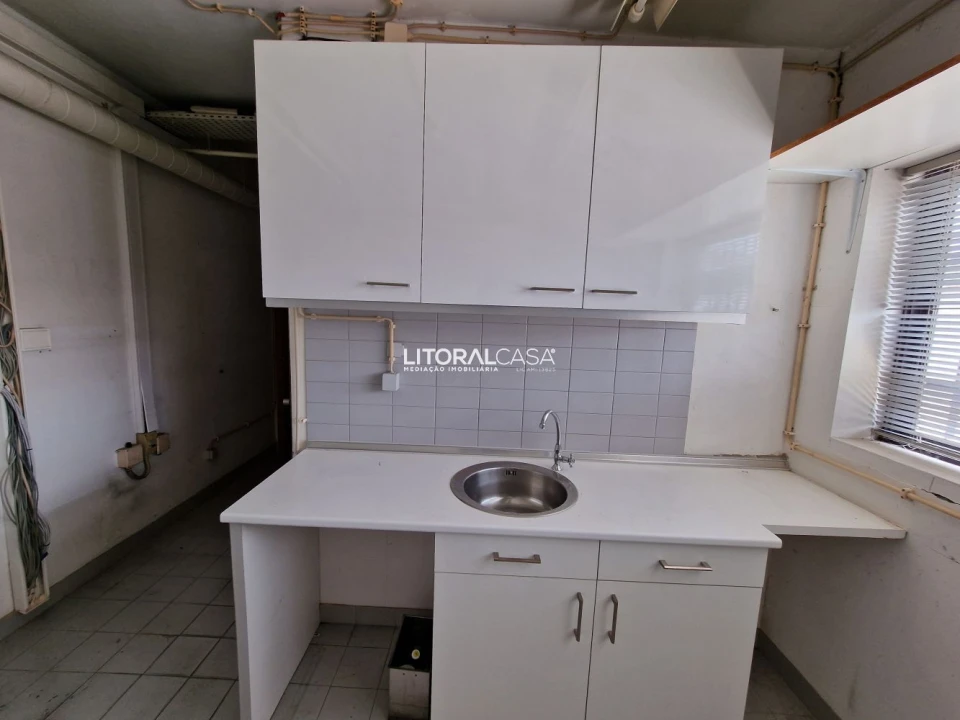 Loja para Venda em Gafanha da Nazaré Foto 18