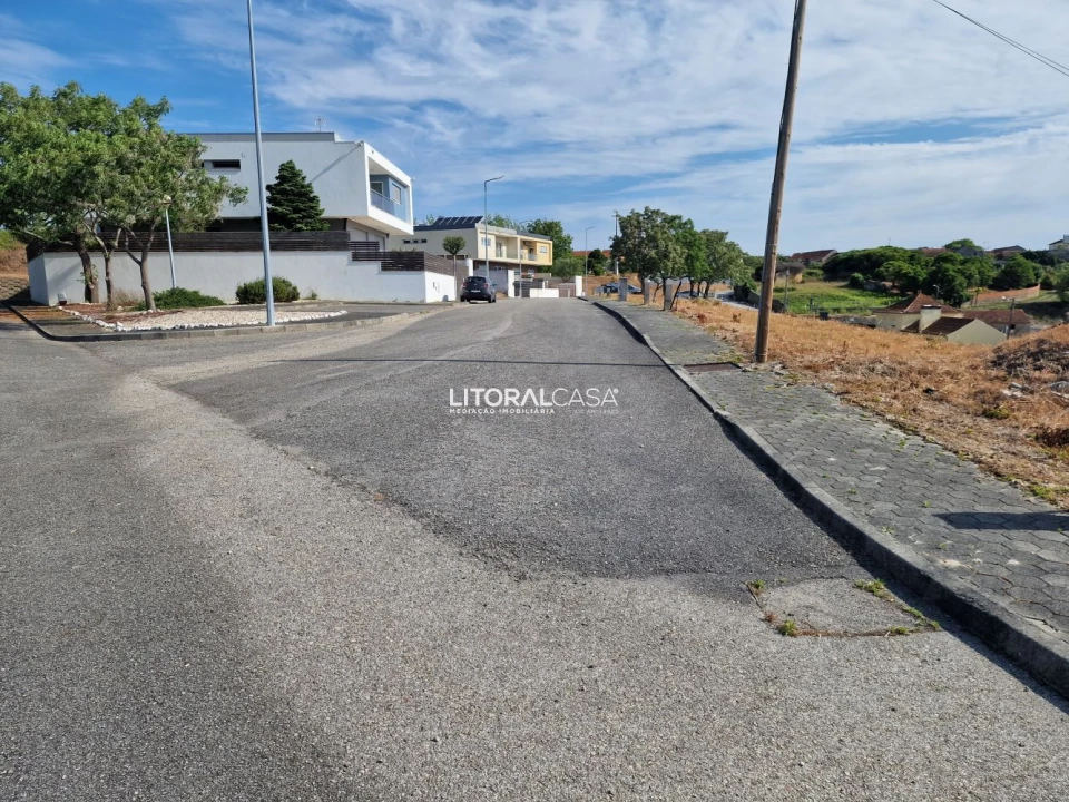 Terreno para Venda em Requeixo, Nossa Senhora de Fátima e Nariz Foto 1