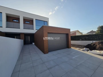 Moradia T4 para Venda em Aradas