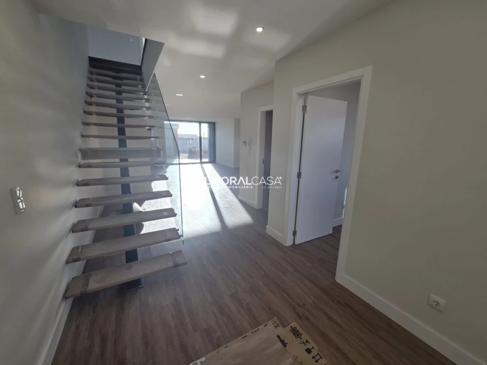 Moradia T4 para Venda em Aradas Foto 11