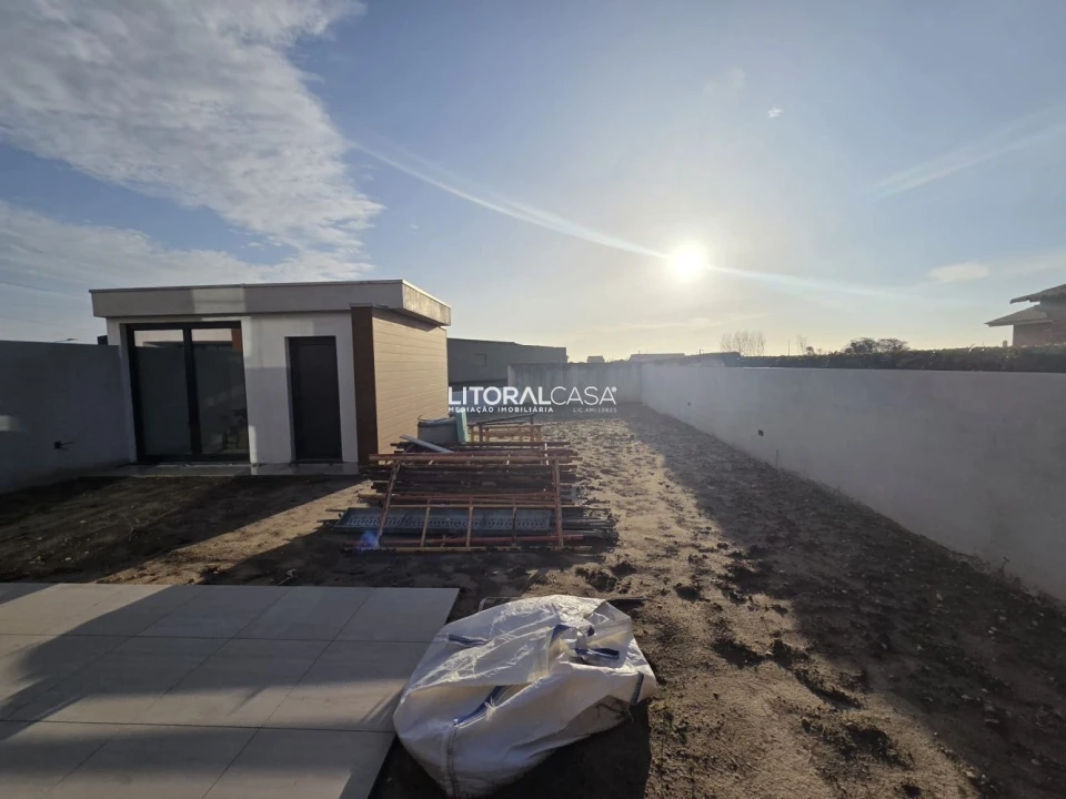 Moradia T4 para Venda em Aradas Foto 25