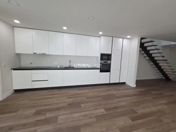 Moradia T4 para Venda em Aradas