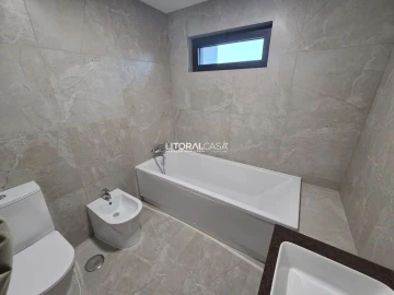 Moradia T4 para Venda em Aradas