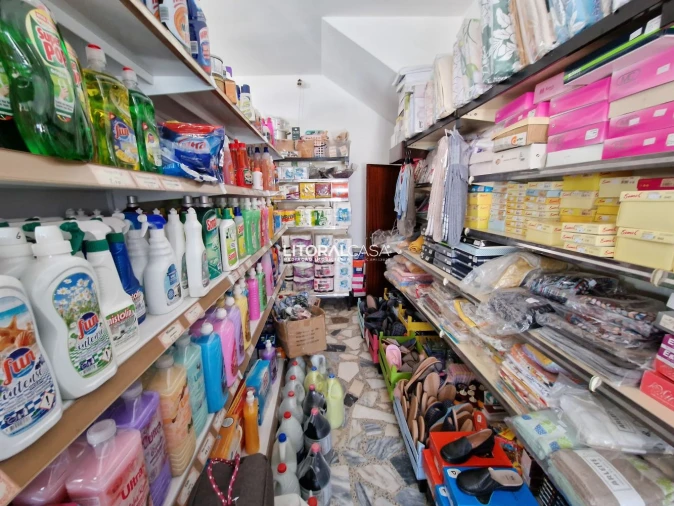 Loja para Trespasse em Canelas e Fermelã Foto 8