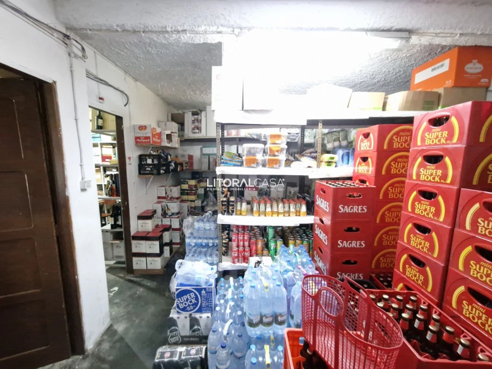 Loja para Trespasse em Canelas e Fermelã Foto 21