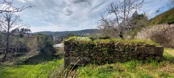 Terreno para Venda em Cedrim e Paradela