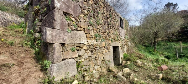 Terreno para Venda em Cedrim e Paradela
