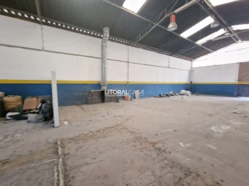 Loja para Venda em Eixo e Eirol