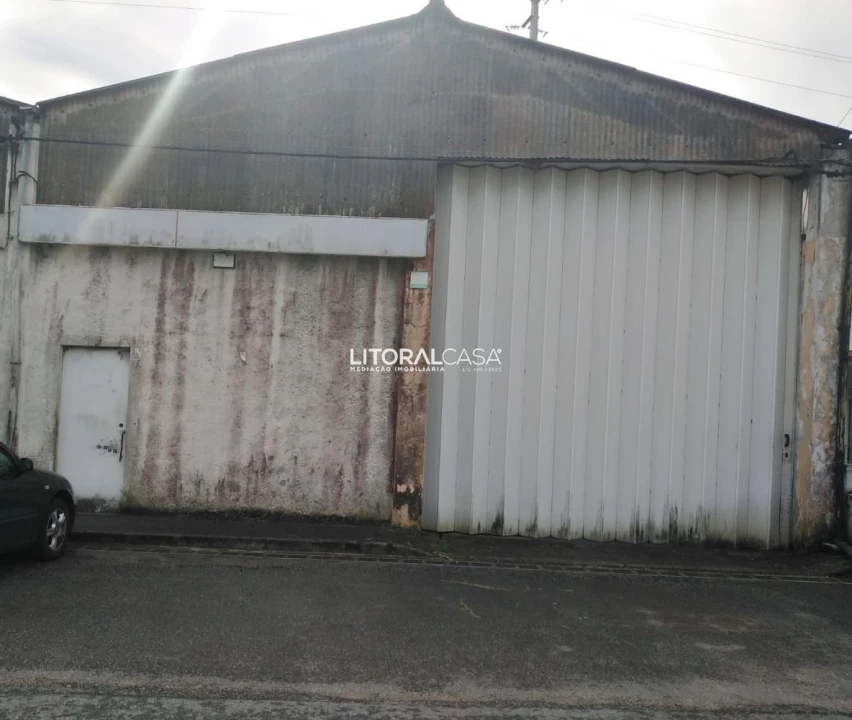 Loja para Venda em Eixo e Eirol Foto 1