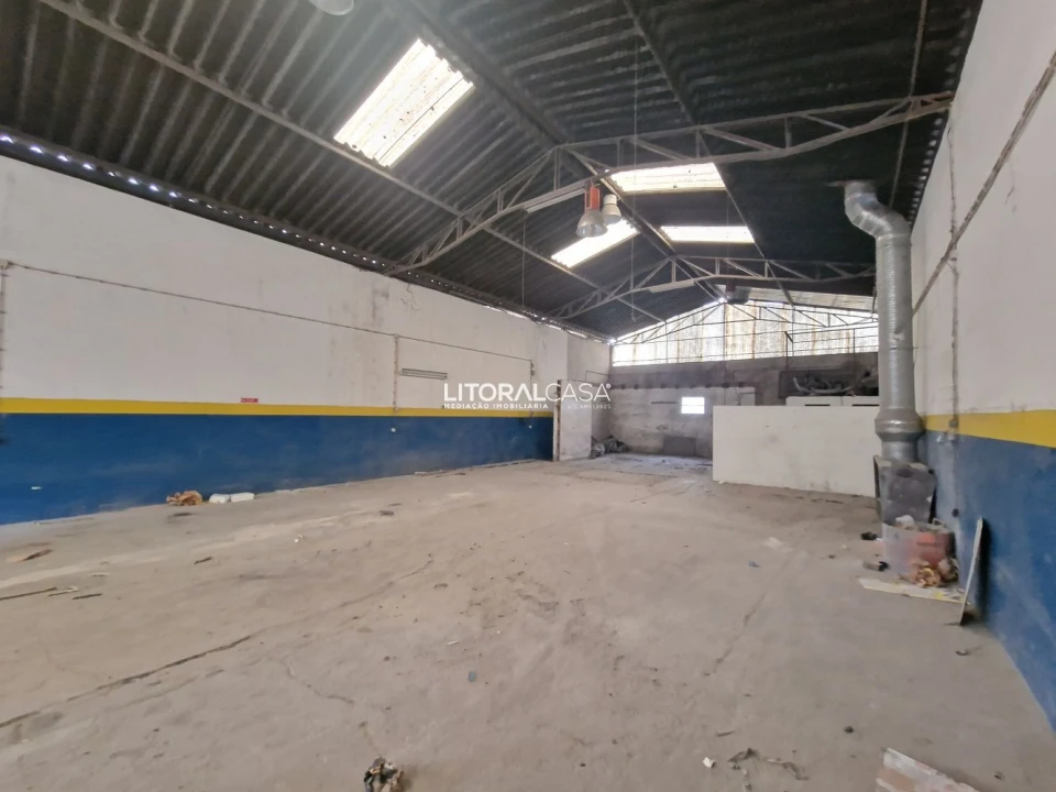 Loja para Venda em Eixo e Eirol Foto 3