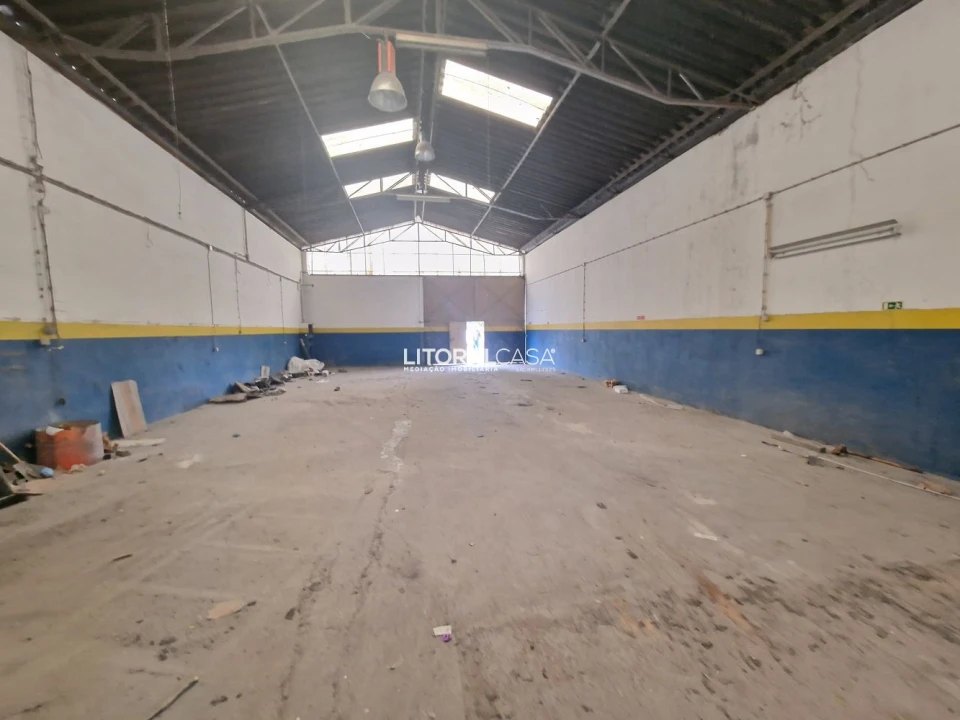Loja para Venda em Eixo e Eirol Foto 4
