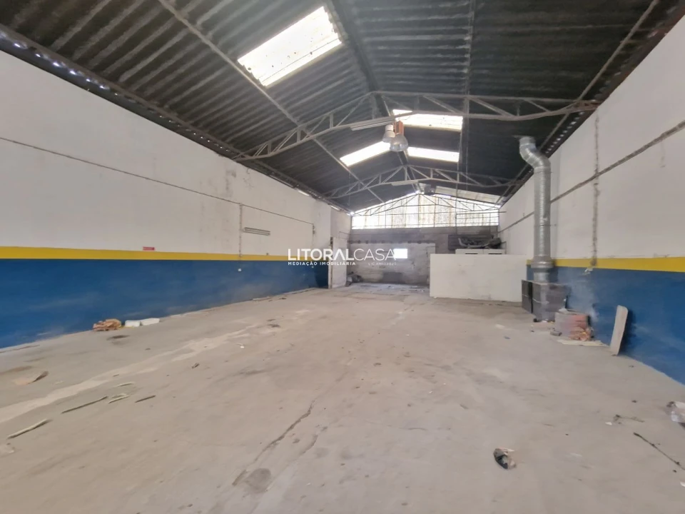 Loja para Venda em Eixo e Eirol Foto 2